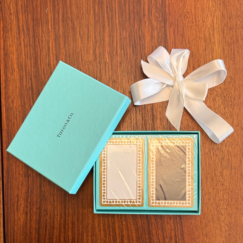 Sealed and New Tiffany & Co. Blue Boxed 2 Card Set black and white Gold Accents